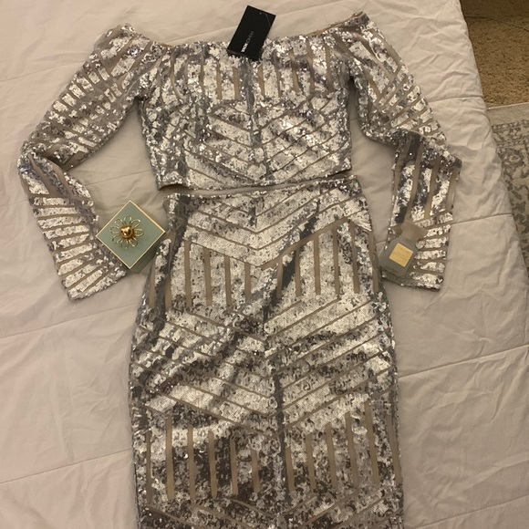 Two piece outfit. - Picture 1 of 4